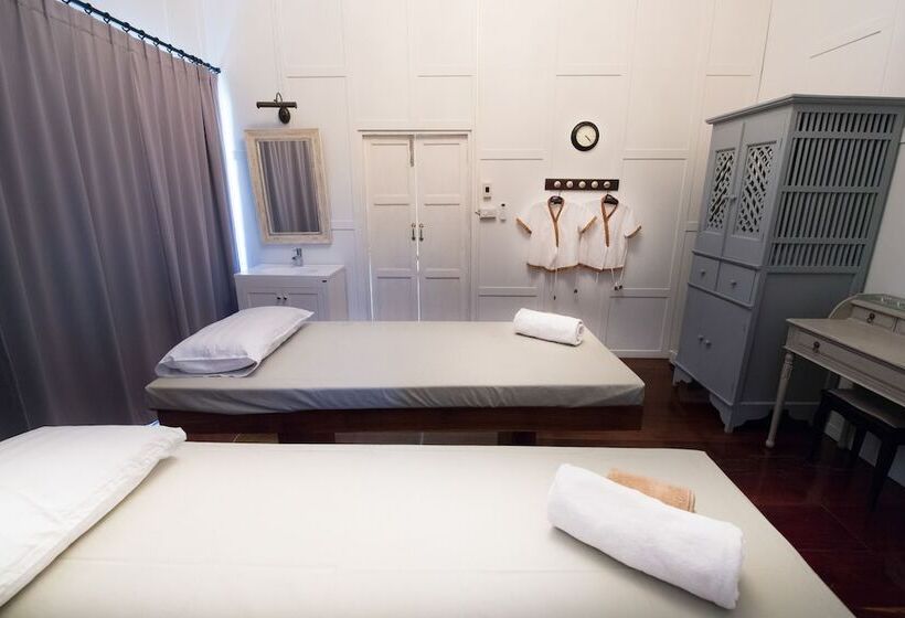 הוסטל Dorm Of Happiness By Tharaburi Resort