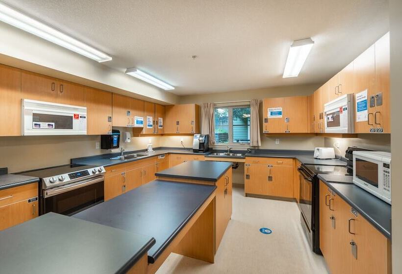 호스텔 Vancouver Island University Residences Campus Accommodation