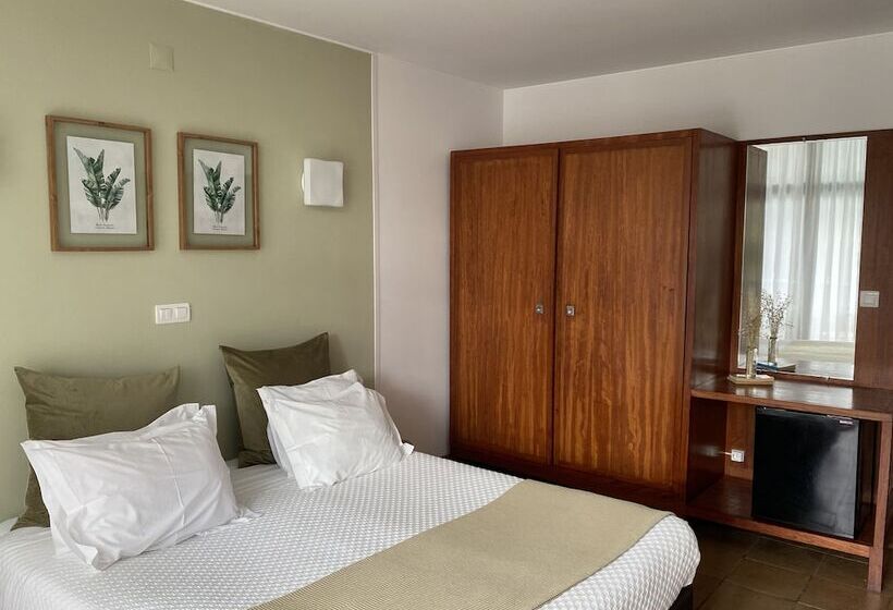 مبيت وإفطار Alamal River Club