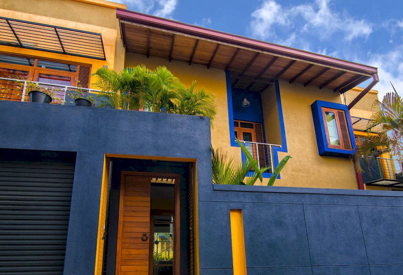 مبيت وإفطار Amali Residence