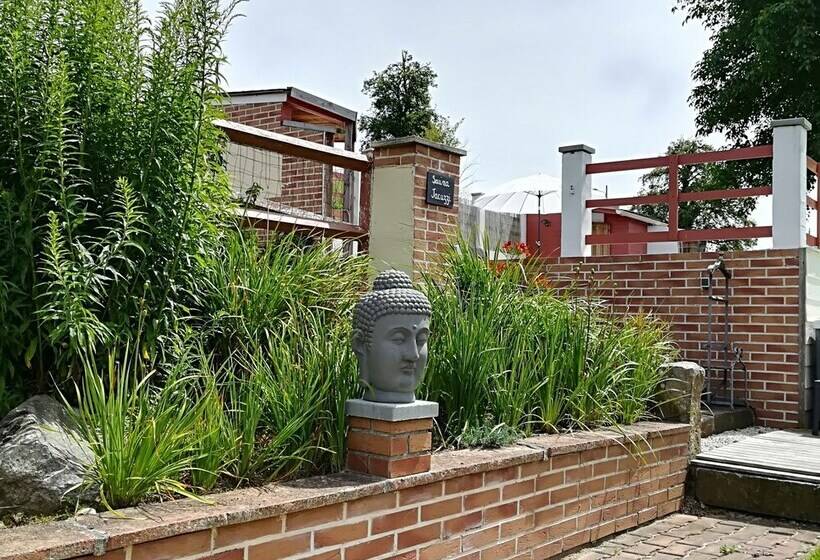 Bed and Breakfast La Longère Des Nuits De Varenne