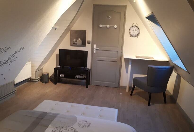 Bed and Breakfast La Longère Des Nuits De Varenne