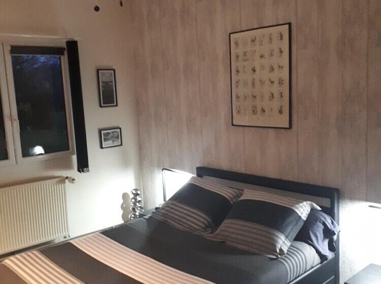 ベッドアンドブレックファースト La Longère Des Nuits De Varenne