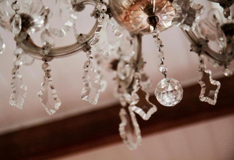 مبيت وإفطار Le Manoir De Marie Lou