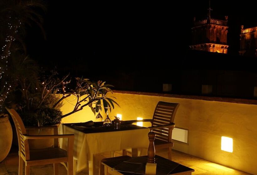 Casa Oniri Hotel Boutique