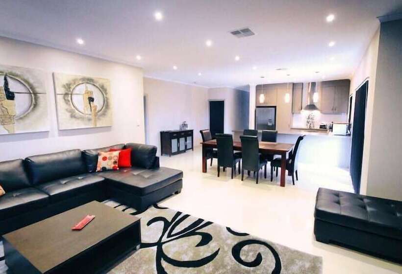 Casavino Luxury Villa