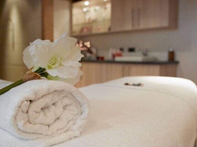 Cgh Résidence Boutique Les Chalets De Laÿssia