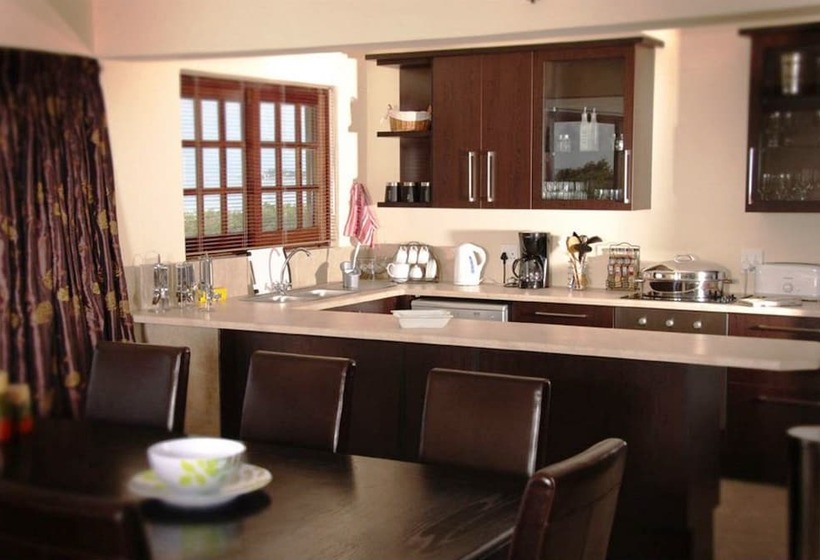 Deacra Villas By Sol Resorts