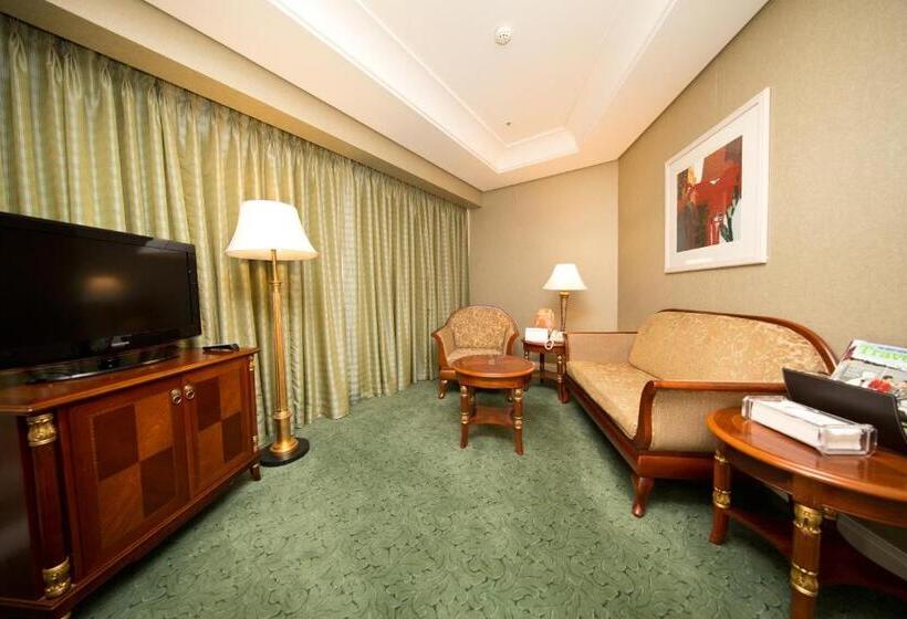 High1 Grand Hotel Main Tower