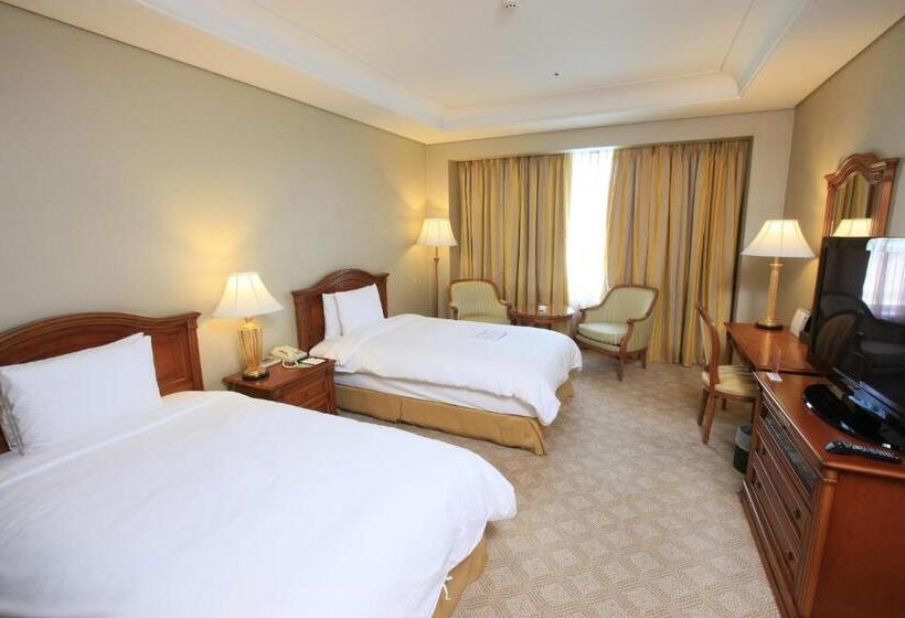 High1 Grand Hotel Main Tower