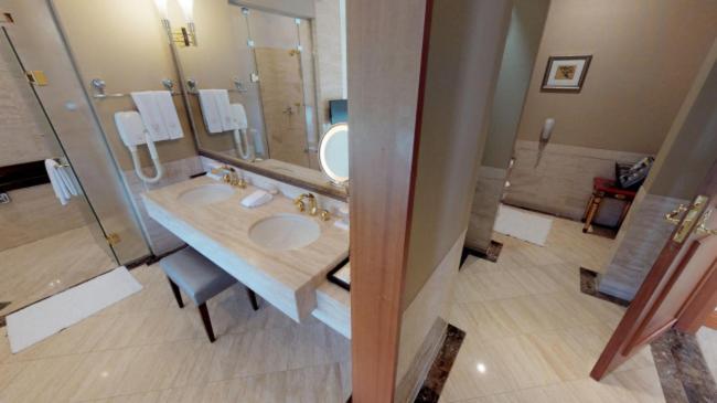 High1 Grand Hotel Main Tower