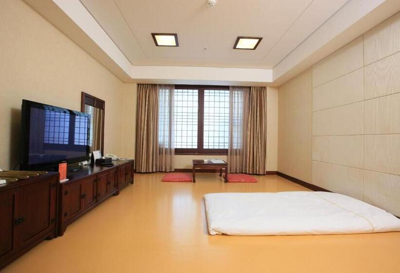 High1 Grand Hotel Main Tower