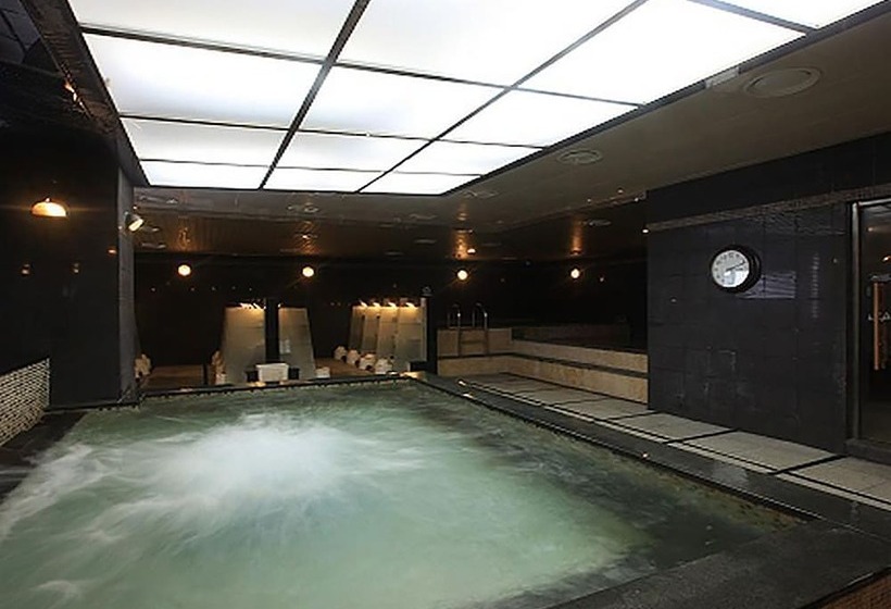 High1 Palace Hotel & Cc