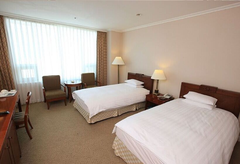 High1 Palace Hotel & Cc