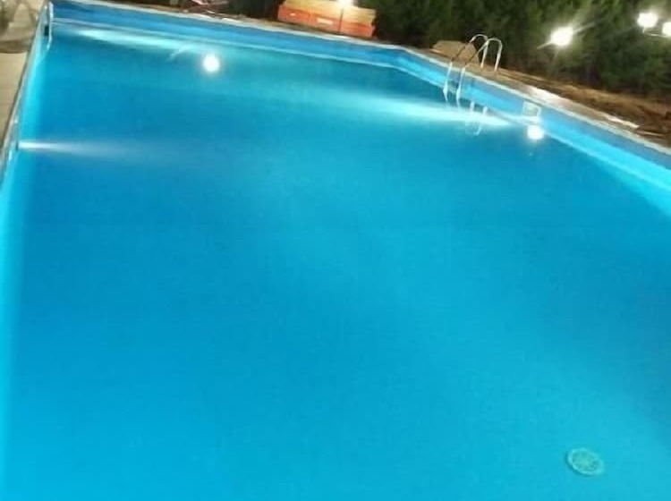 בית מלון כפרי A Sena Runcatini