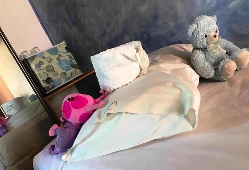 هتل Antiguo Camino