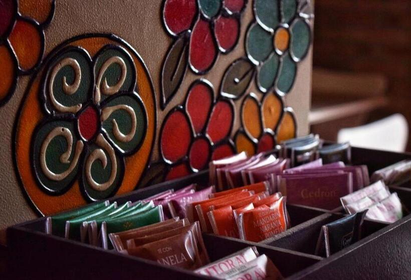 هتل Antiguo Camino