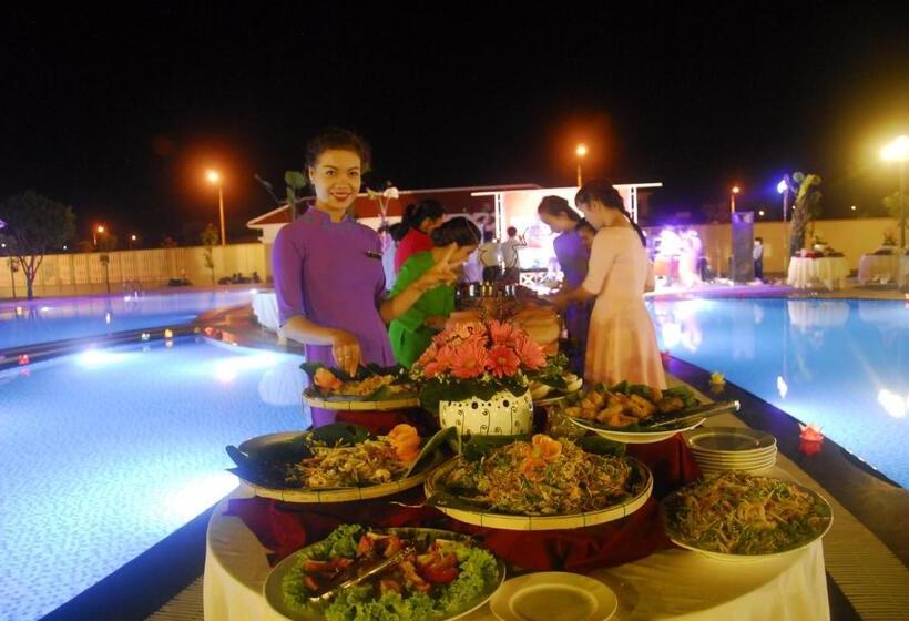 Ban Thach Riverside Hotel & Resort