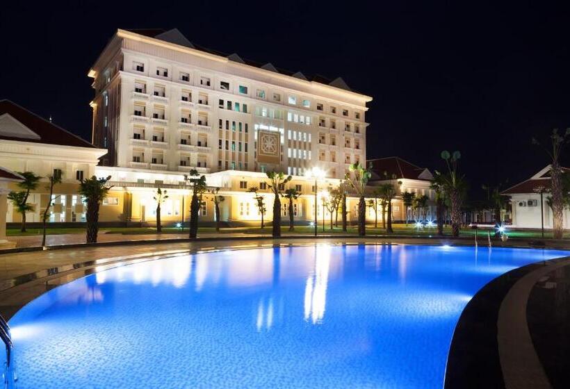 Ban Thach Riverside Hotel & Resort