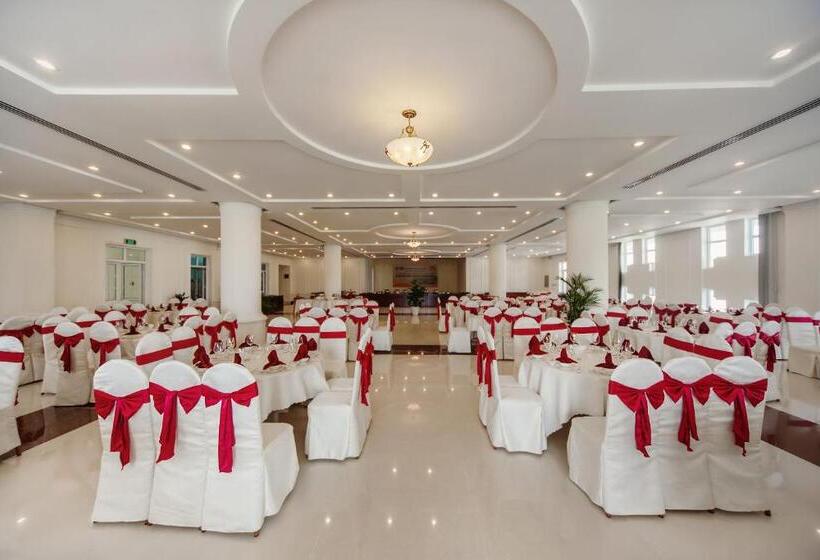 Ban Thach Riverside Hotel & Resort