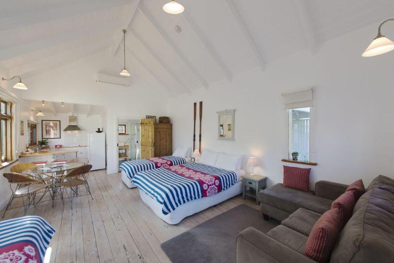 ホテル Beach Huts Middleton