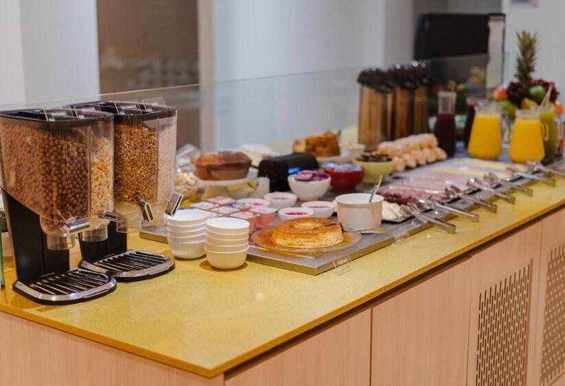 Отель Caiua Lago Umuarama