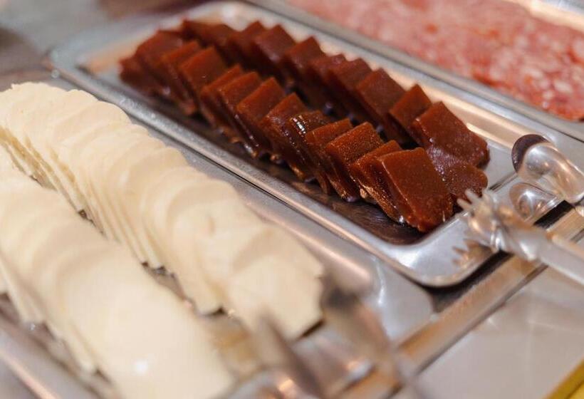 فندق Caiua Lago Umuarama