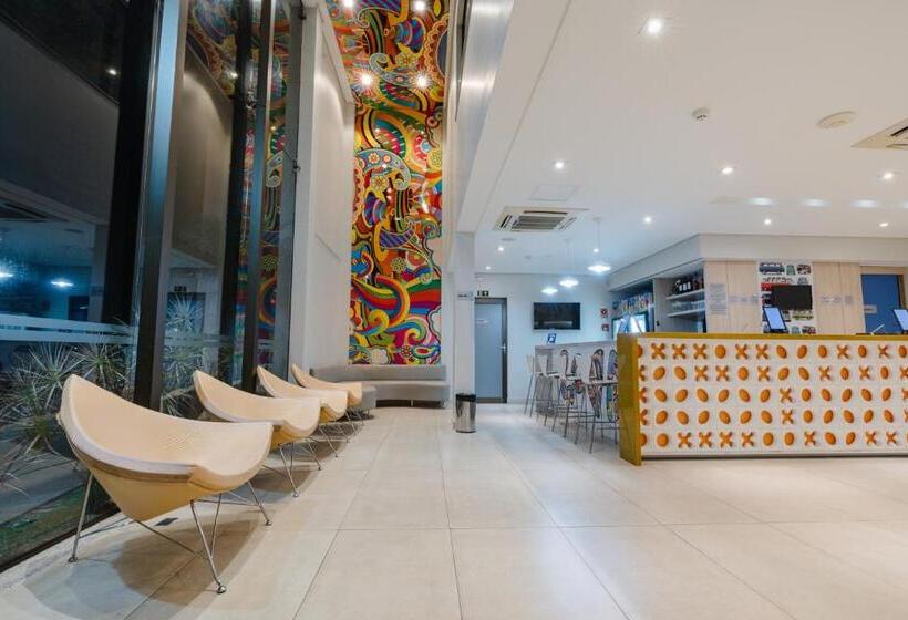 Отель Caiua Lago Umuarama