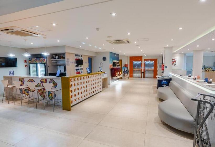 Отель Caiua Lago Umuarama