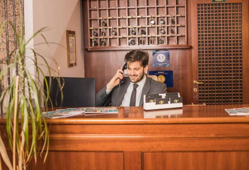 Отель Camino Vecchio