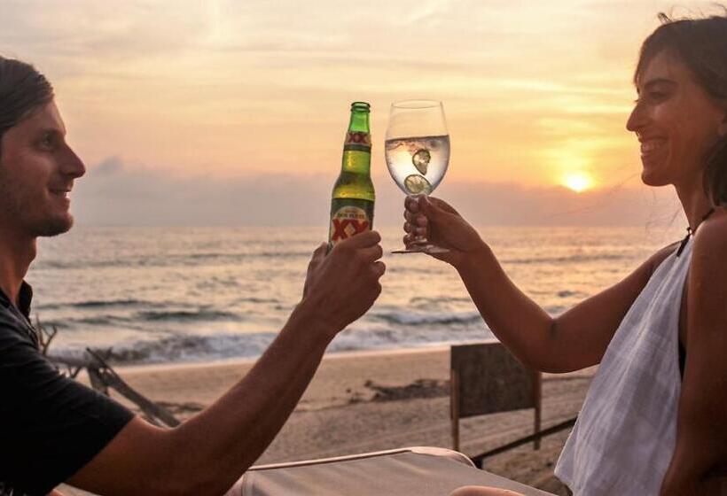 호텔 Cerritos Beach Inn