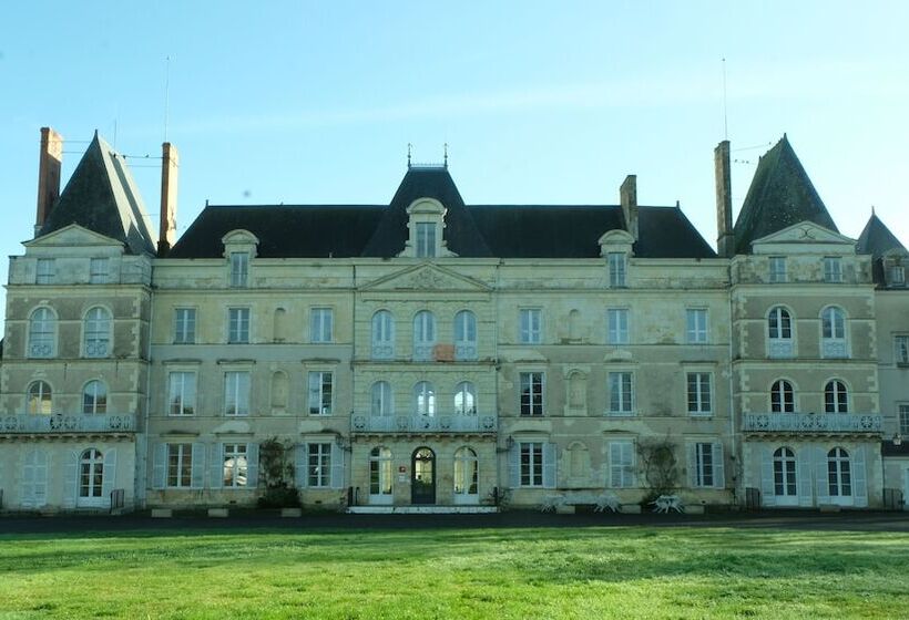 בית מלון כפרי Chateau De Briançon