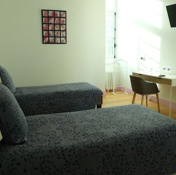 בית מלון כפרי Chateau De Briançon