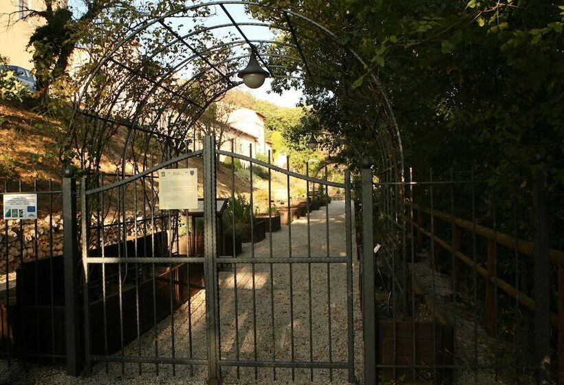 בית מלון כפרי Convento Di San Colombo