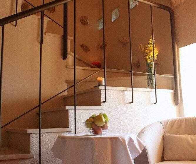 בית מלון כפרי Convento Di San Colombo