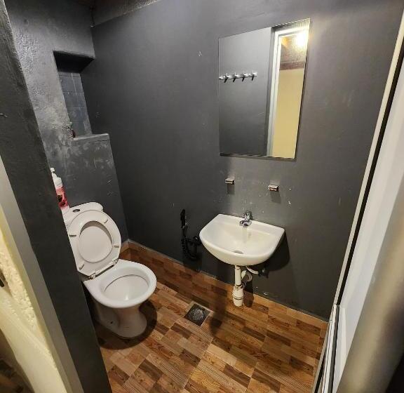 בית מלון כפרי Dou Houz   Hostel