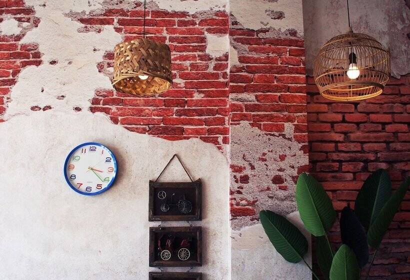 בית מלון כפרי Dou Houz   Hostel