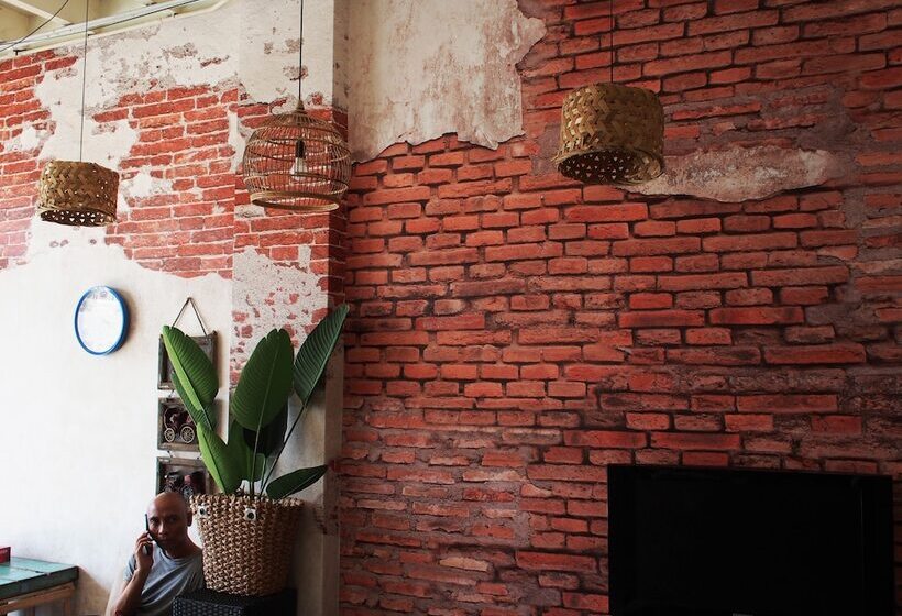 בית מלון כפרי Dou Houz   Hostel