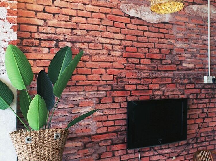 בית מלון כפרי Dou Houz   Hostel