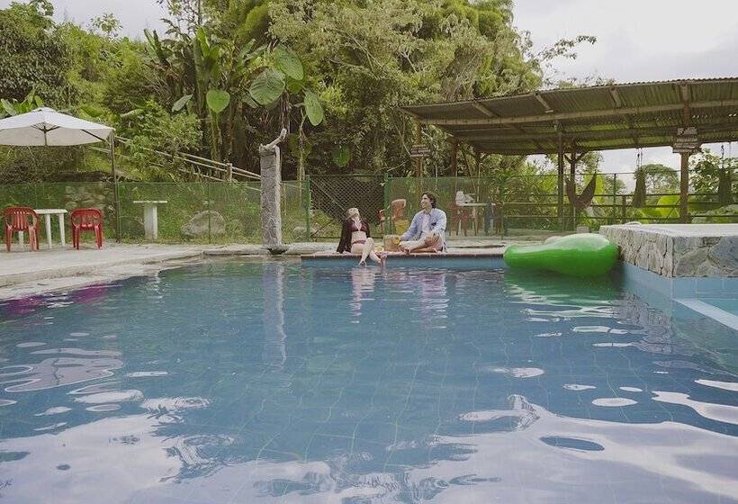 هتل Eco Lodge La Juanita