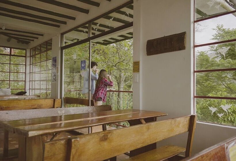 هتل Eco Lodge La Juanita