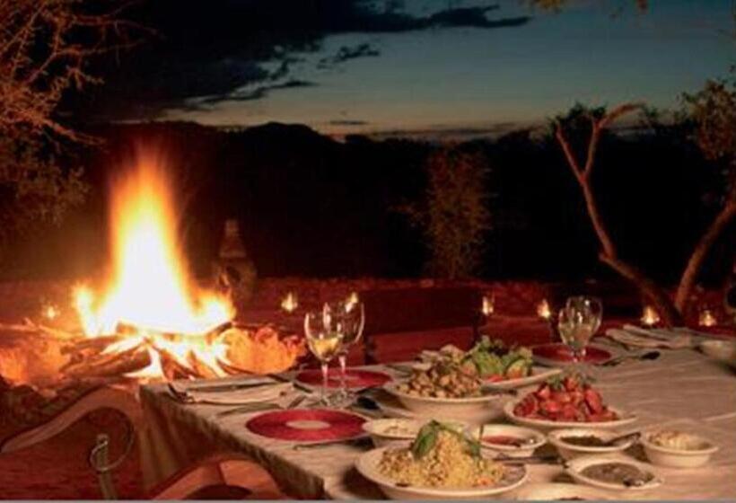 Отель Etali Safari Lodge