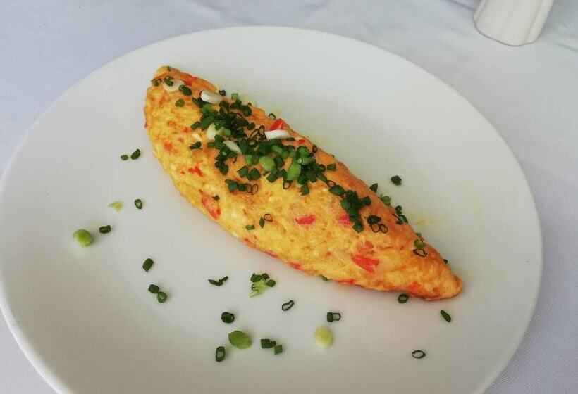 호텔 Golden Crown Grand