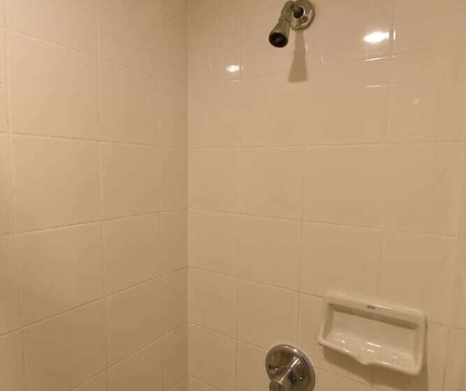 호텔 Golden Crown Grand