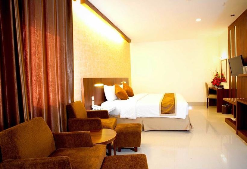 هتل Collection O 1279  Grand Celino Makassar