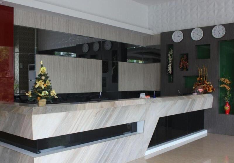 فندق Grand Imawan