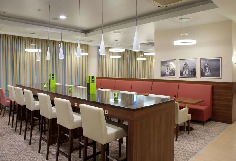 בית מלון כפרי Hampton By Hilton Minsk City Centre