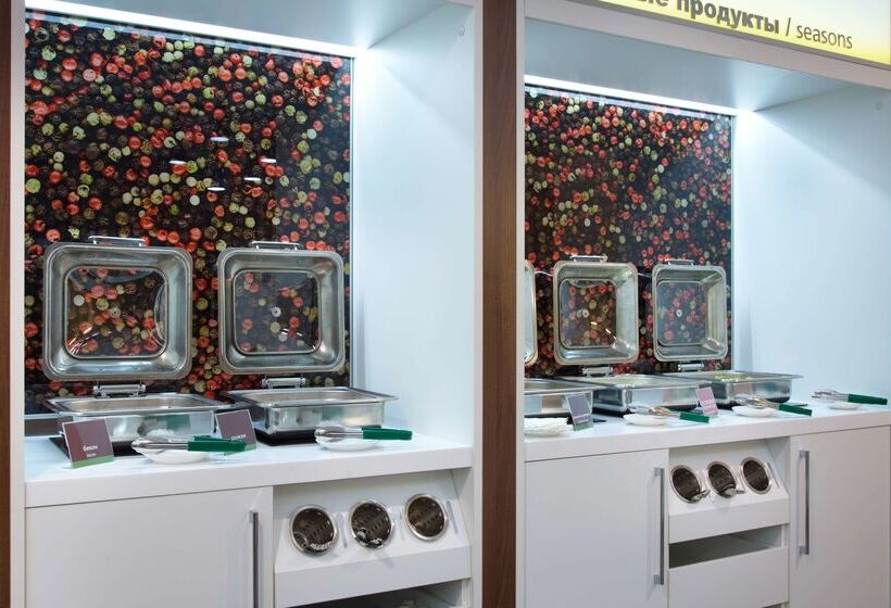 בית מלון כפרי Hampton By Hilton Minsk City Centre