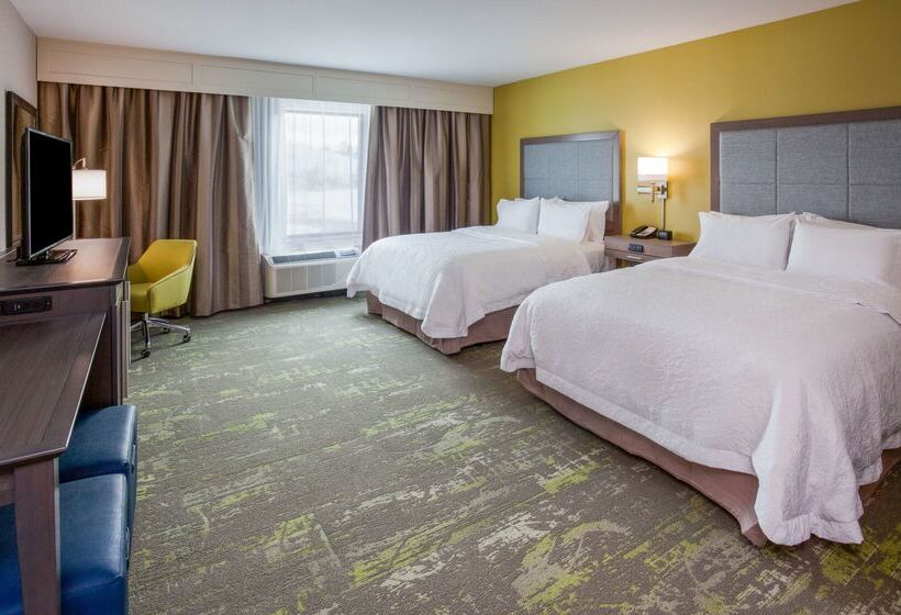 בית מלון כפרי Hampton Inn & Suites Sioux City South
