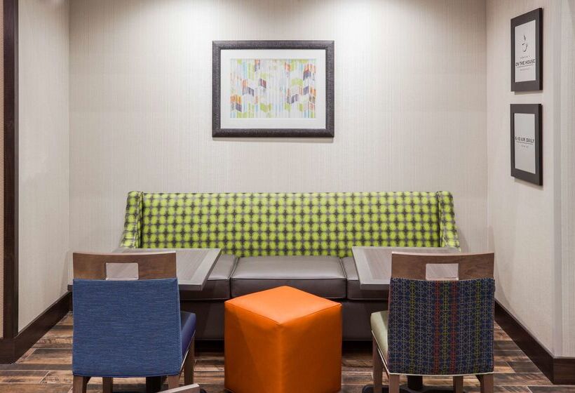 בית מלון כפרי Hampton Inn & Suites Sioux City South